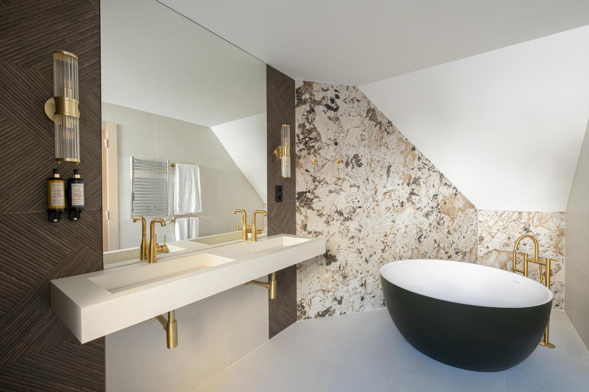 Hotel Eurostars Royal Tanau 5*